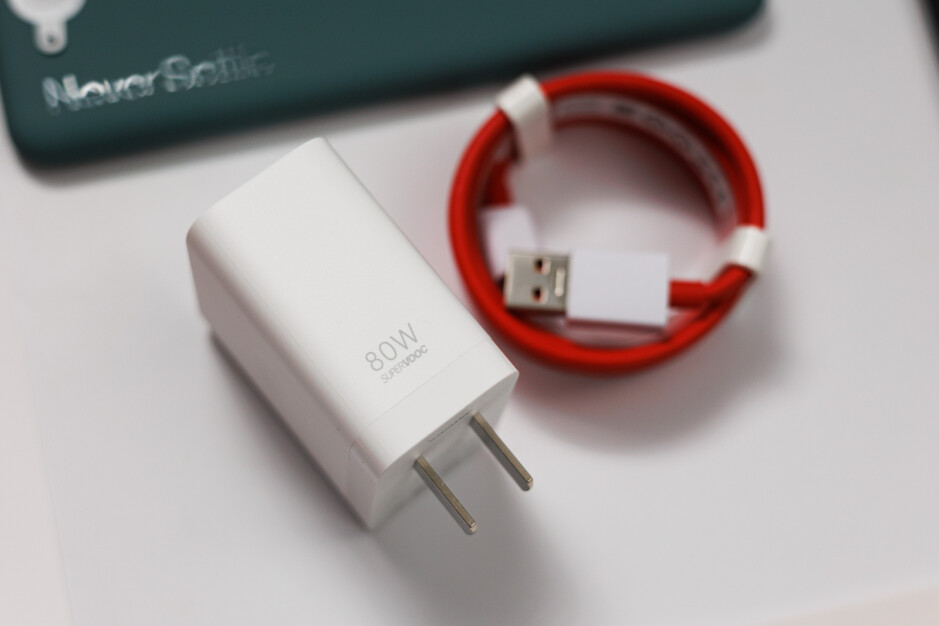 OnePlus 80W SuperVOOC Charger with 6A Fast Charging USB Type-C Cable for OnePlus 10, 9, 8 Pro, 9R, Nord N10 5G. 