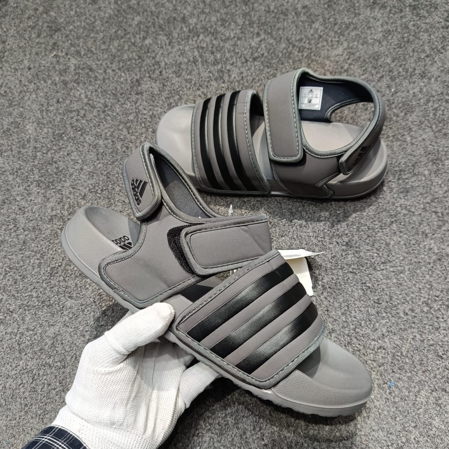 adidas gazelle silver green womens Yezzy 350 V2 Reflective Black 1:1 – Splayd main image 1