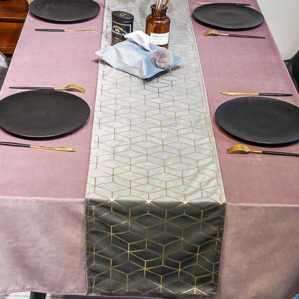 32x180cm Nordic Luxury Table Runner Square Plaid Velvet Bed Runner Retro Green Bronzing Diamond Bed Tail Gold Dining Table Decor. 