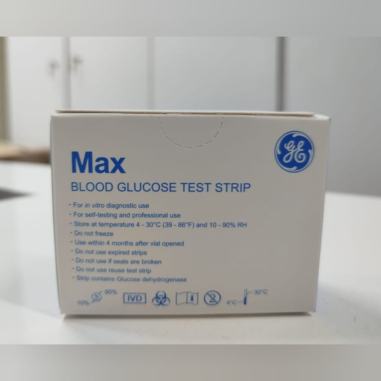 GE Max / Max Plus Blood Sugar Glucose Test Strip 50 Pcs (2 Vials of 25) Long Expiry by TRONZZ.com. 