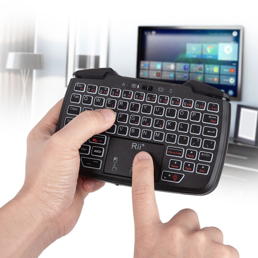 Rii RK707 2.4GHz Wireless Game Controller Keyboard and Mouse Combination - black. 