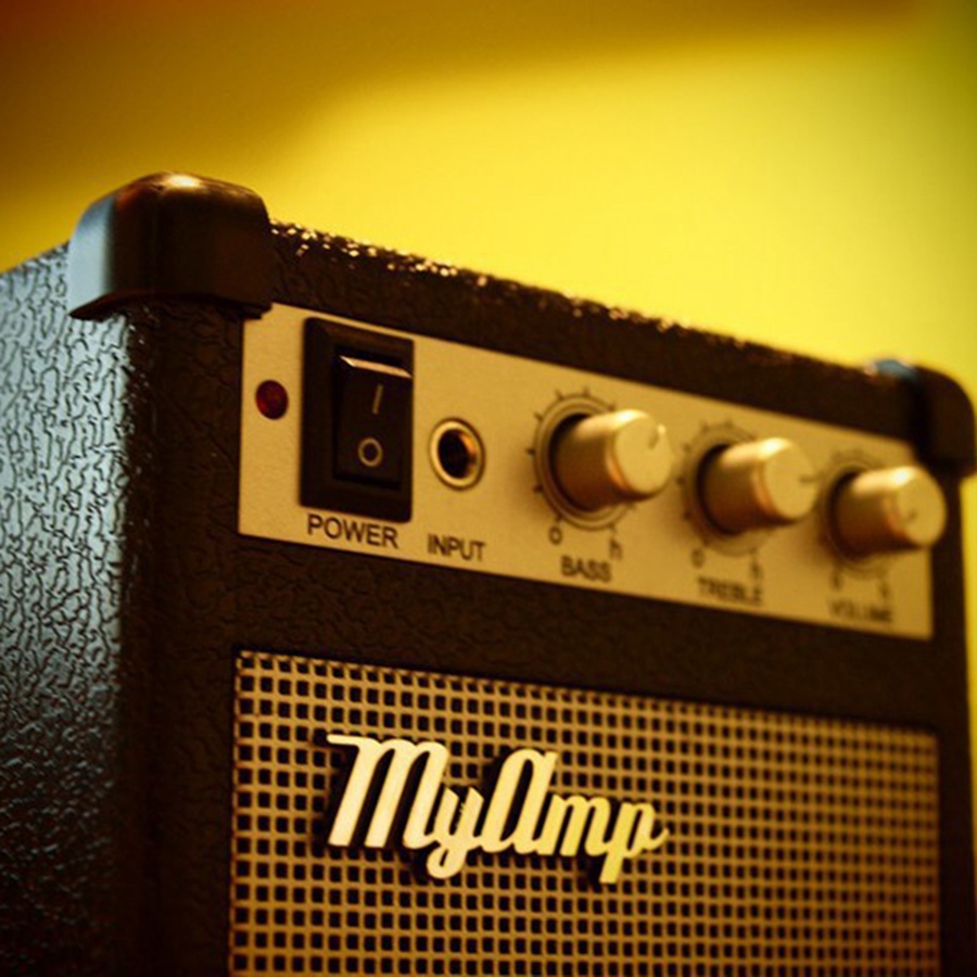 Replica Guitar Amplifier High Fidelity/ My Amp Audio Portable Speaker. 