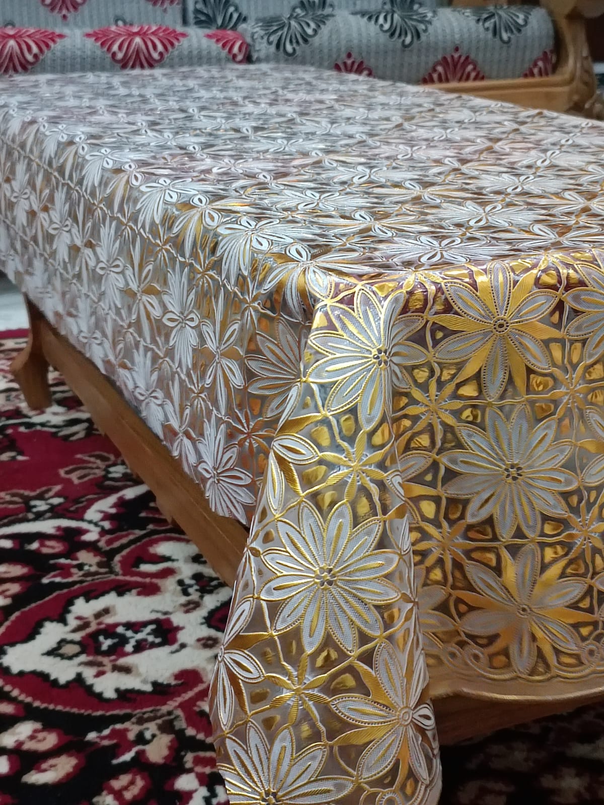 dining table cloth, 6 seatr table cloth mat- 7ft by 4.5 ft. 