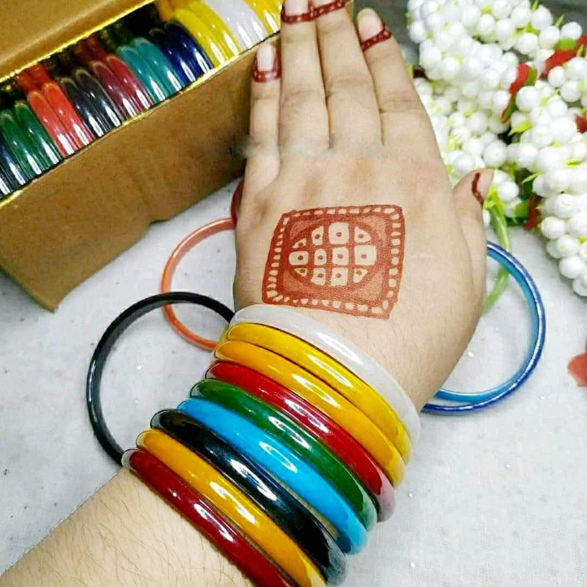 Exclusive fashionable bridal bangles /kacher bangles / indian bangles / fashionable bangles /bracelet packaged bangles for women /girls. 