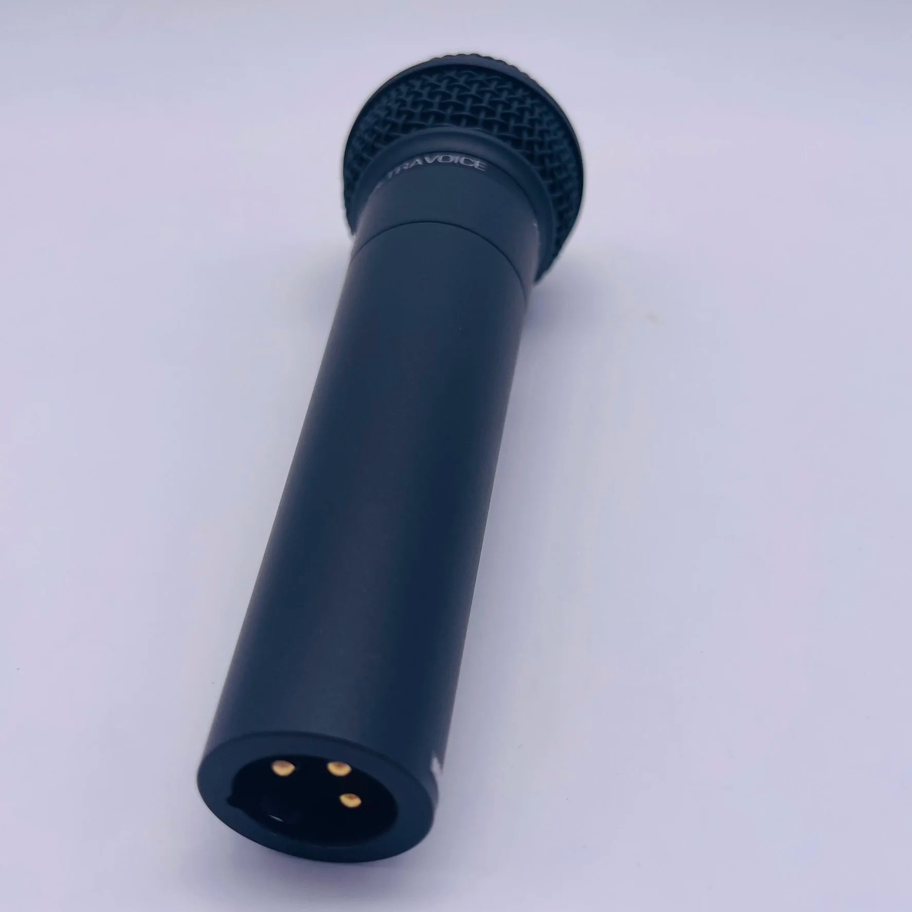 Behringer XM8500 Dynamic Cardioid Vocal Microphone Karaoke Handheld Karaoke Mic For Performers and Home Recording Enthusiast. 