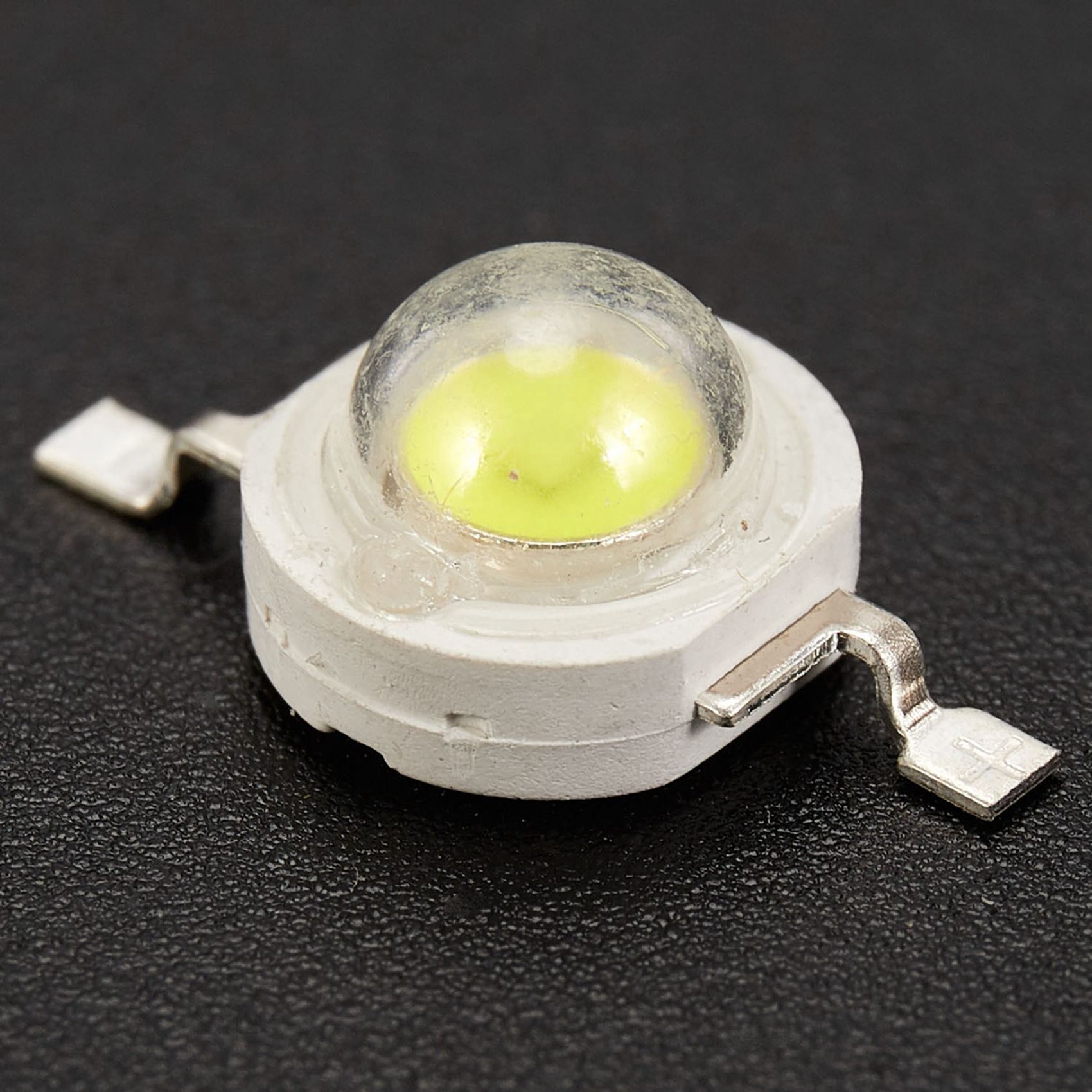 100Pcs 1W Diode High  Cool White Led Beads 1 Watt Lamp Chip 3V-3.4V. 