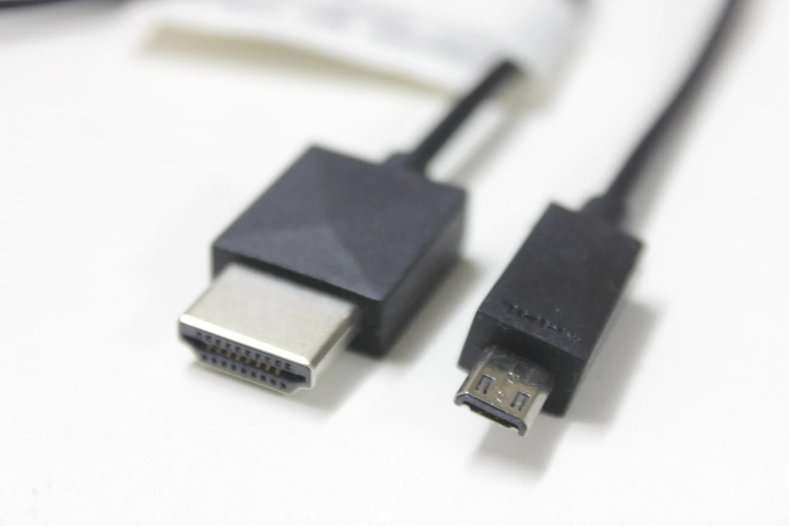 MHL 11-pin Micro USB to HDMI Cable for Samsung Galaxy S3 S4 S5, Note 2 3 4, Galaxy Tab 3, Tab S, Tab Pro. 