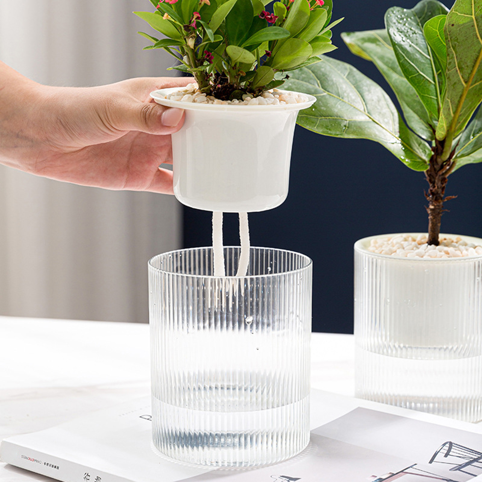 Container Eye-catching All-Purpose Automatic-Watering er Flower Pot. 