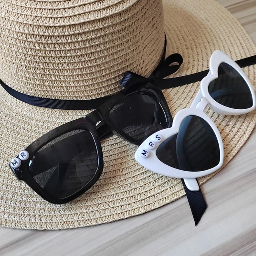 Novelty Wedding Sunglasses Team Bride Fashionable Personalized Bridal Glasses Decorative Themed Groom Sunglasses for Bridal Shower Wedding Party Bachelorette Event Photo Props Bridal Accessory. 