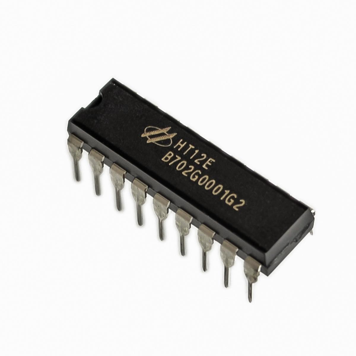 HT12E IC HT12E Encoder Chip DIP-18 18 Pin Leads Dual In Line Package Chip
