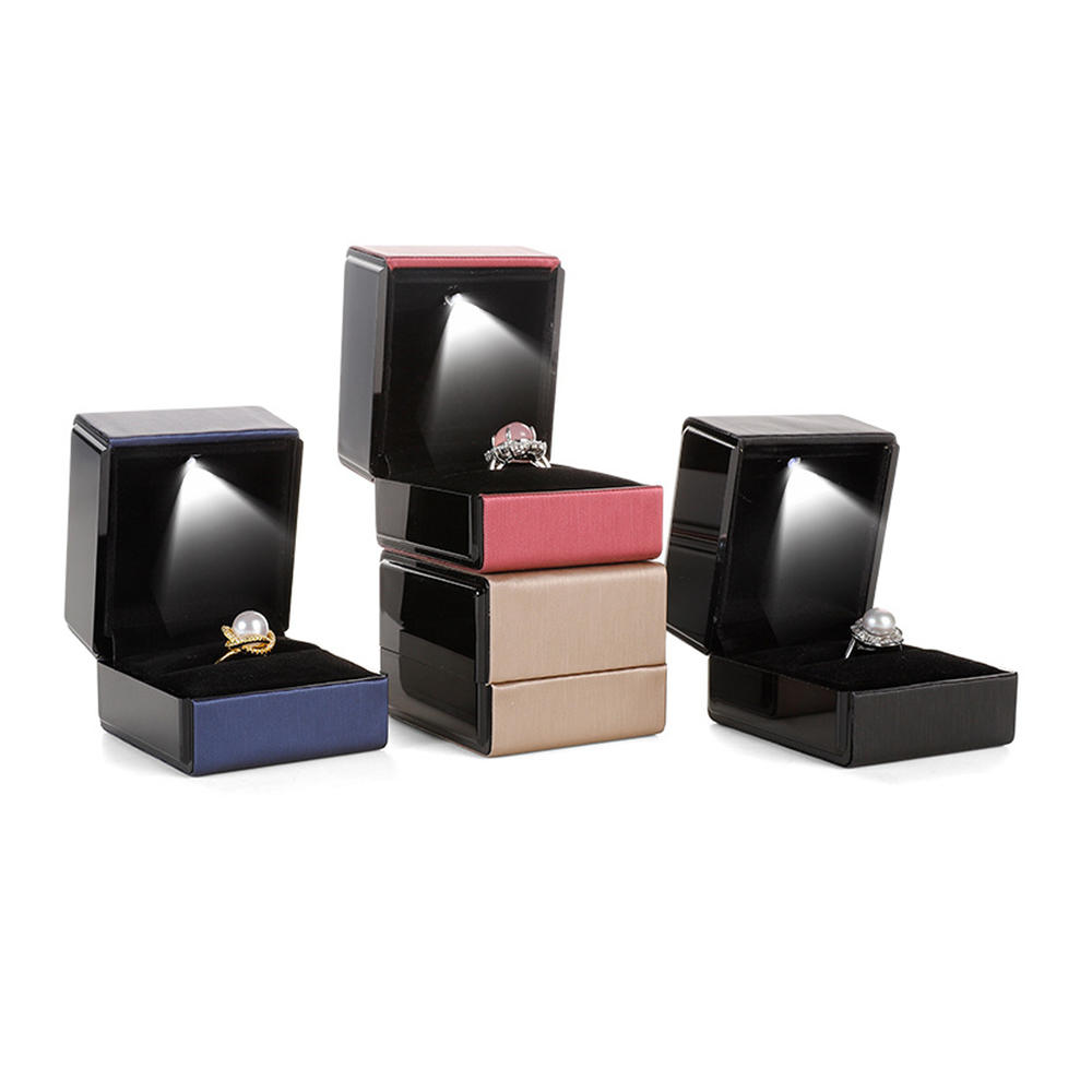 Indiamart Red Velvet Necklace Box Brushed Jewelry Box Locket