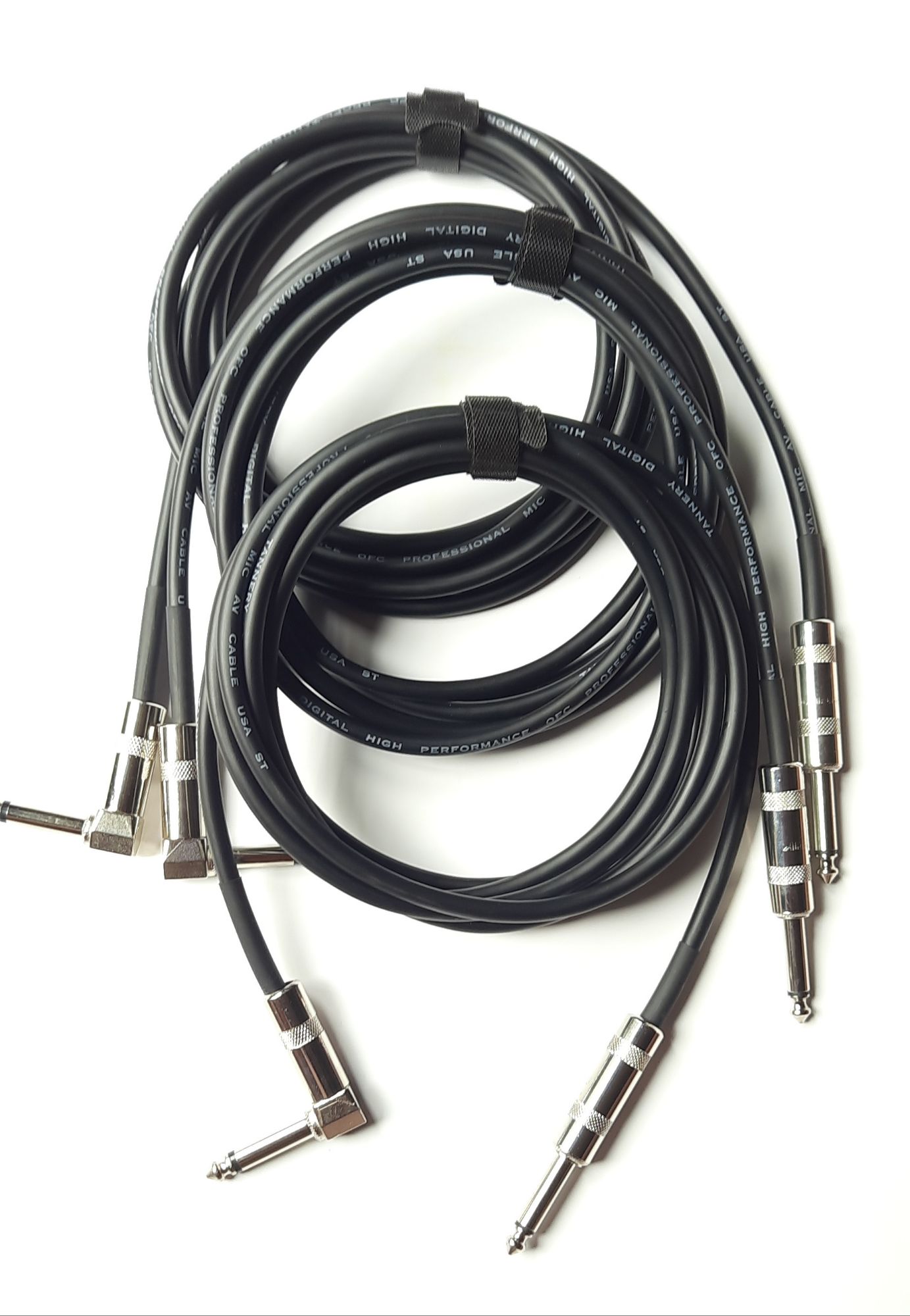 Guitar Cable By Geo Tip for Secure Connection - Electrics and acoustics Guitar