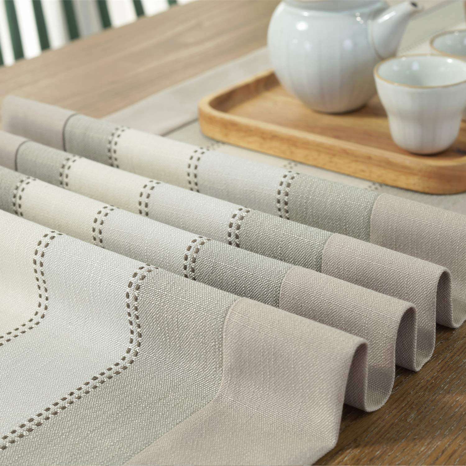Vertical Stripe Rustic Table Runner with Tassels Linen Cotton Coffee Dining Table Cloth Runners Long Non Slip(38x220cm). 