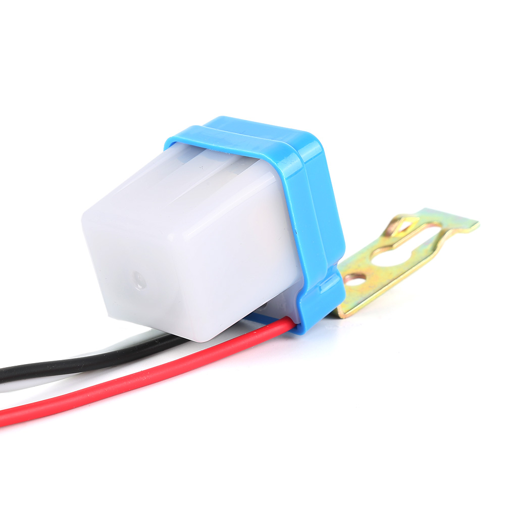 Automatic Auto On Off Light Sensor Street Switch 220V 50-60Hz 10A Photo Control Automatic Sensor Switch Home Garden. 