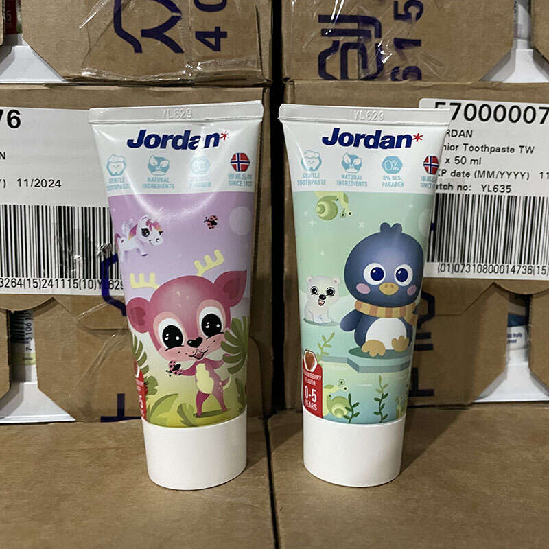 Norwegian for infants young children aged 0 5, 6 to 12, student toothpaste with strawberry and raspberry mixed fruit flavor. 