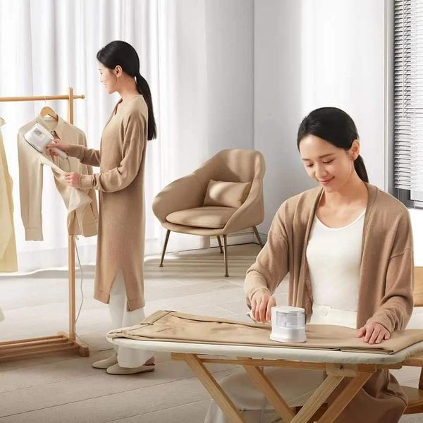 Xiaomi Mijia Handheld Steam Ironing Machine Iron Steamer - White. 
