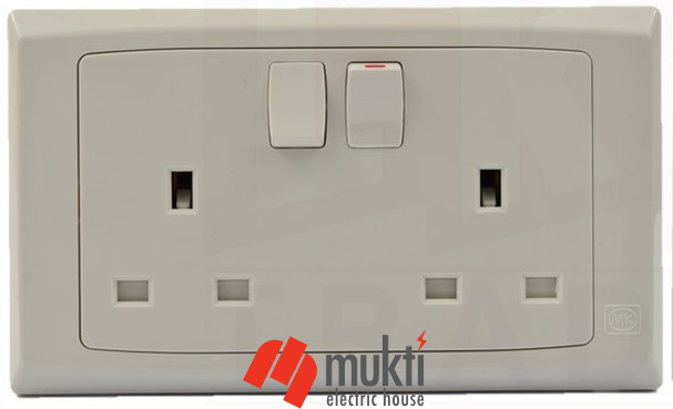 MK Made in Singapore SLIMLINE PLUS 13A 3 Pin Flat Dual Outlet 2 Gang Socket with Switch Three 3Pin. 