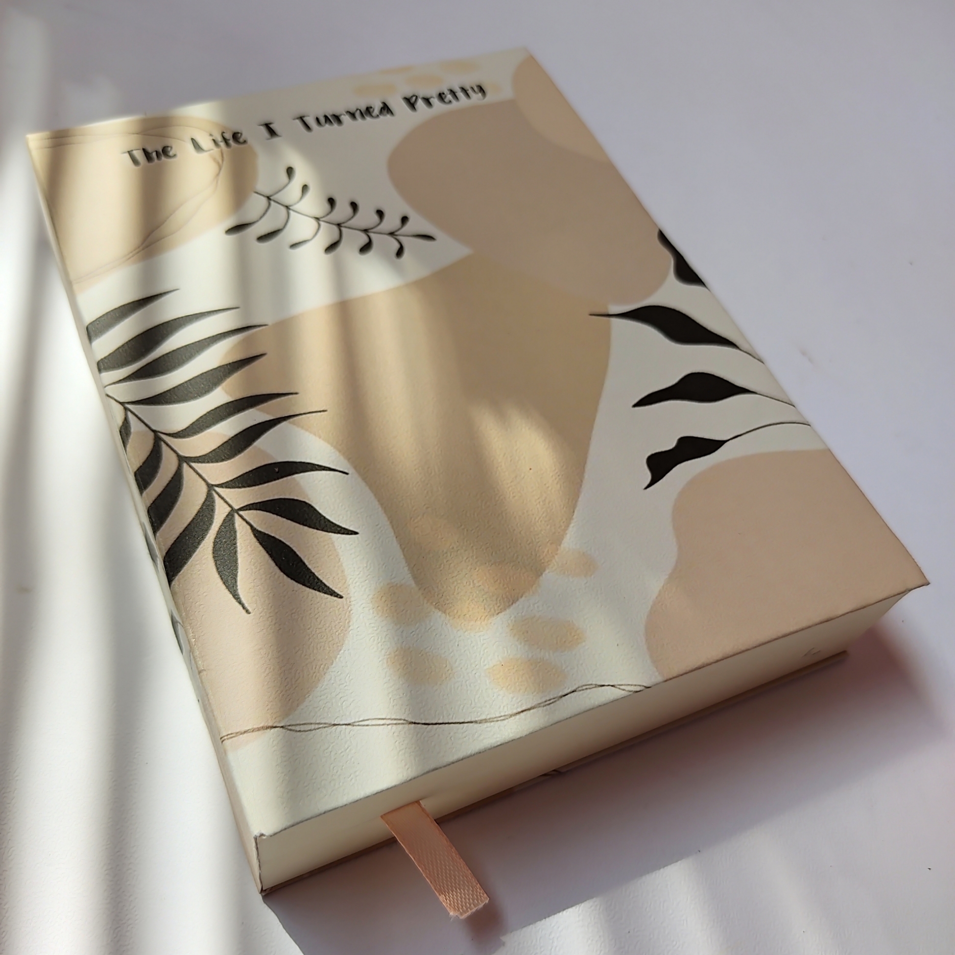 The life i turned pretty - Aesthetic 200 sheet diary (vintage paper,7.5''/5.4'' size). 