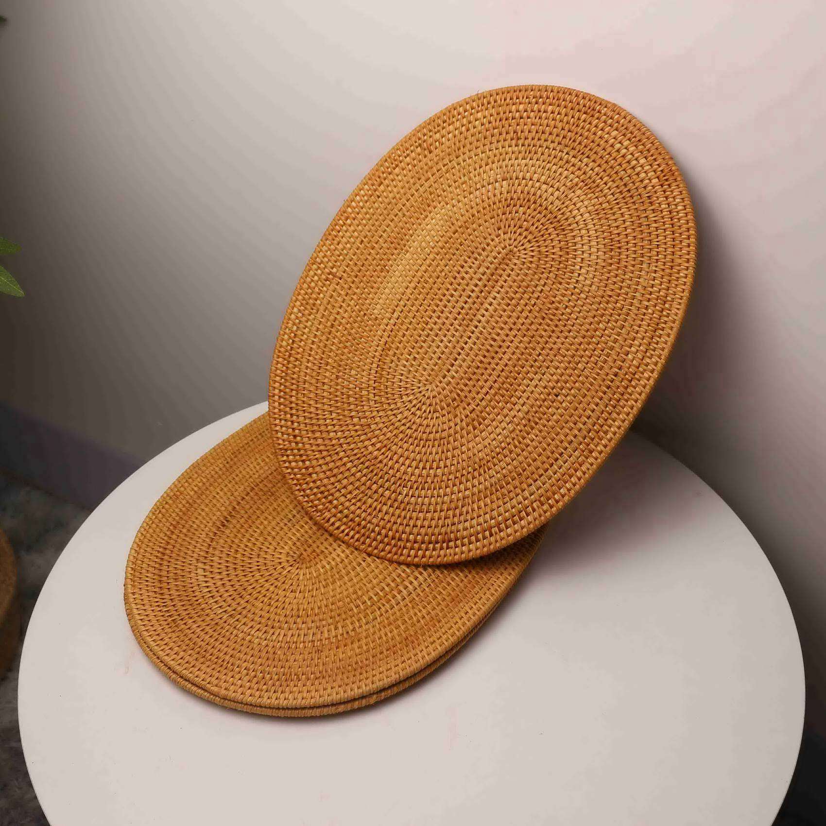 3X Rattan Woven Placemats Oval Round Table Mats Non Slip Heat Resistant Place Mat Natural Multipurpose Placemat 30X40cm. 