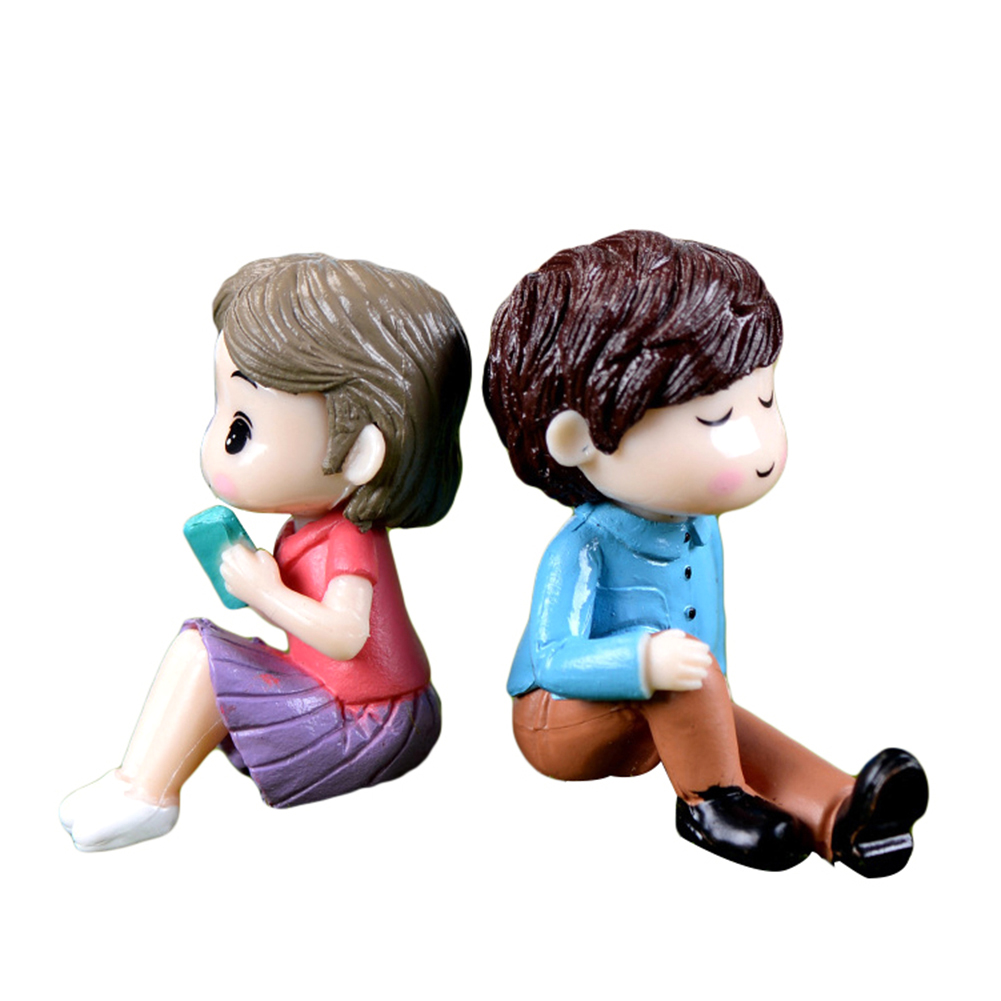 Cute Romantic Couple Decor Doll Home Office Desktop Miniature Landscape Ornament. 