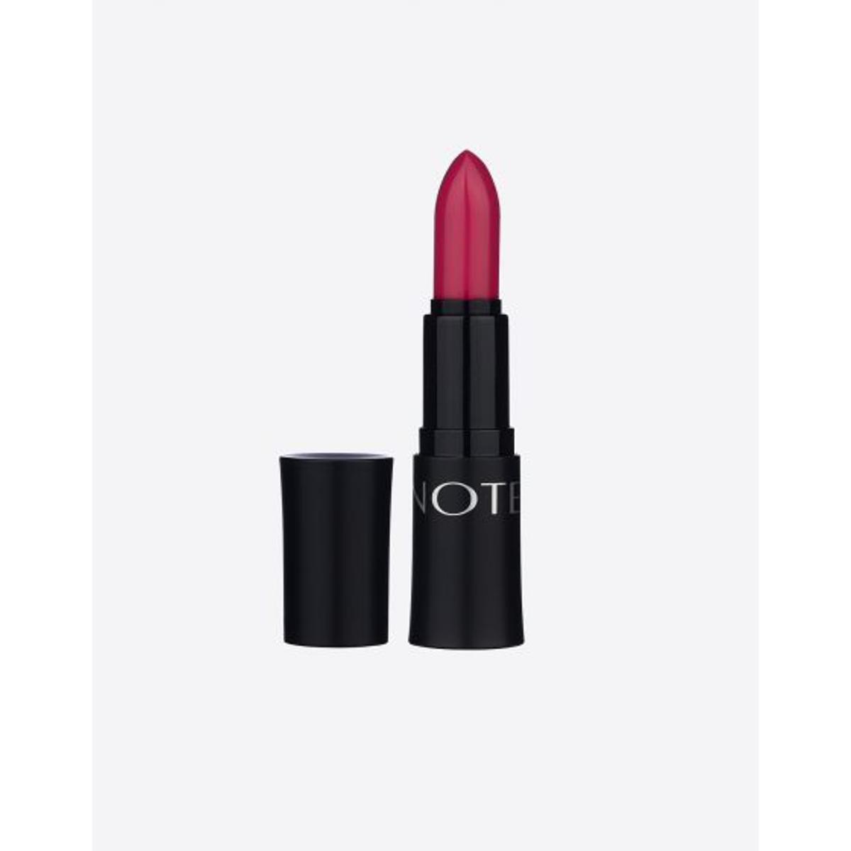 Note Mattemoist Lipstick 305. 