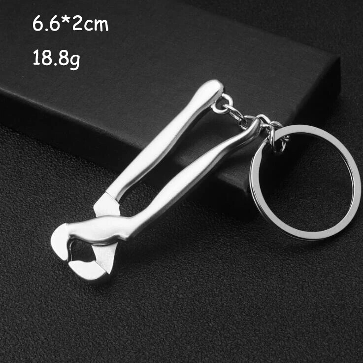 Keychains For Men Car Bag KeyRing Outdoor Combination Tool Portable Mini Utility Pocket Clasp Ruler Hammer Wrench Pliers Shovel. 