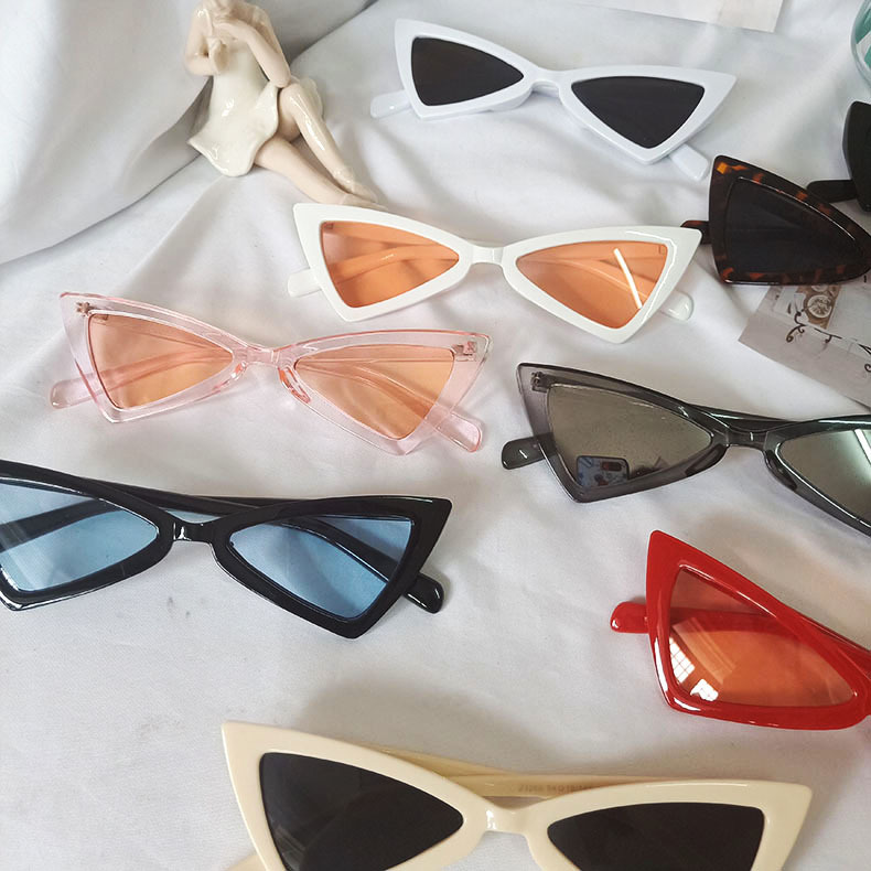 Whimsical Understated -Craftsmanship and Trendy -Korean Style Ulzzang Retro Triangle Cat Eye Sunglas- Progressively Better. 