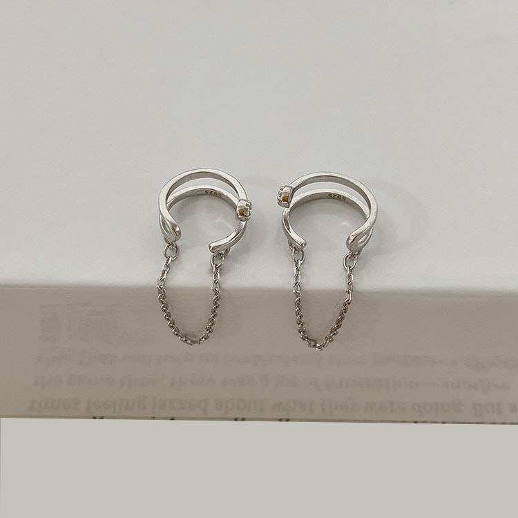 Korean version of tassel ear clips, no ear piercings, ear bone rings, ear clips, women's earrings, earrings, niche double-layered cold style. 