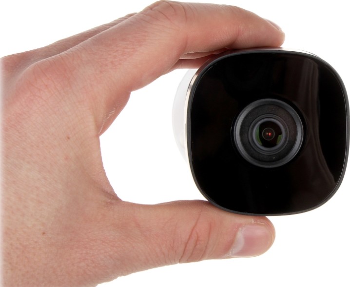 DAHUA 02 Mega Pixel  HDCVI 20M IR CAMERA 1080P uPVC Model: HAC-B1A21. 