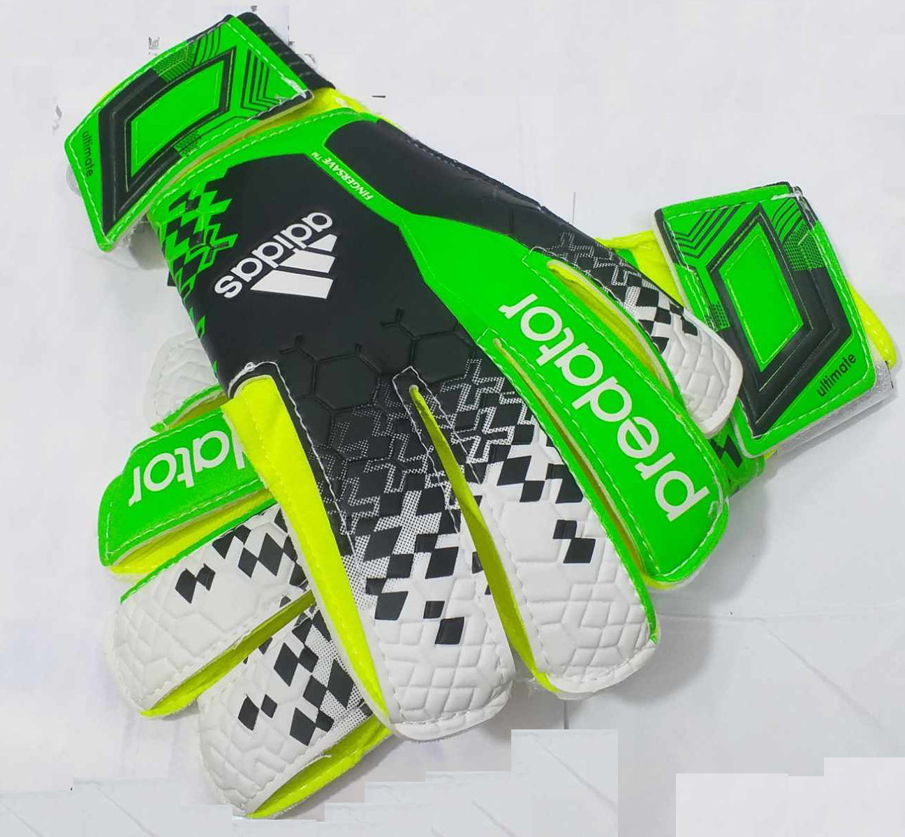 Football Gloves - Enhance Your Control And Durability On The Field In Any Weather Condition With These Football Gloves Featuring Advanced Grip Technology.. 