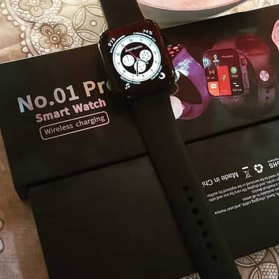 No.01 Pro Smart Watch IP67 Waterproof Calling Feature 1.75 Inch SmartWatch with Wireless Charging Pad. 