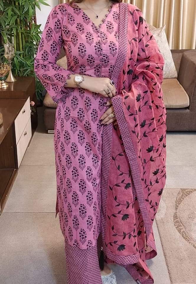 exclusive new Latest Collection New Screen Print Cotton Three Piece Salower Kameez for women