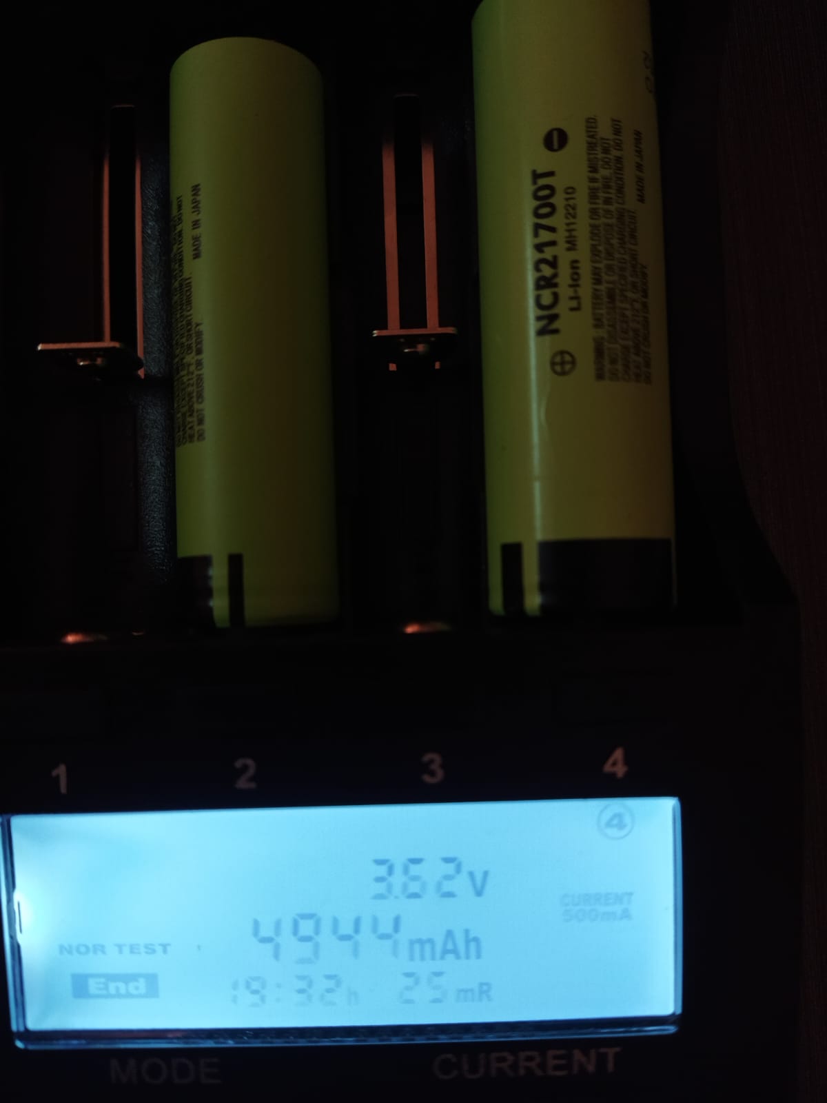 NCR-21700T 5000mAh li-ion battery 25A High Capacity NCR21700T 3.7V lithiun-ion battery. 