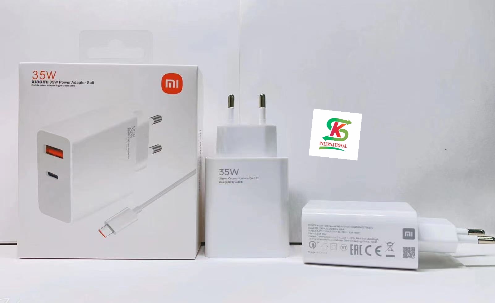 Xiaomi Mi 35w Quick fast Charger With Type-C Cable Brand Name: Xiaomi Model: Xiaomi fast charger Max. Output Power: 35W Type-C Cable With USB Adapter Applied Fast Charge Protocols: Qualcomm Quick 3.0 Charge Cable: Type-C. 