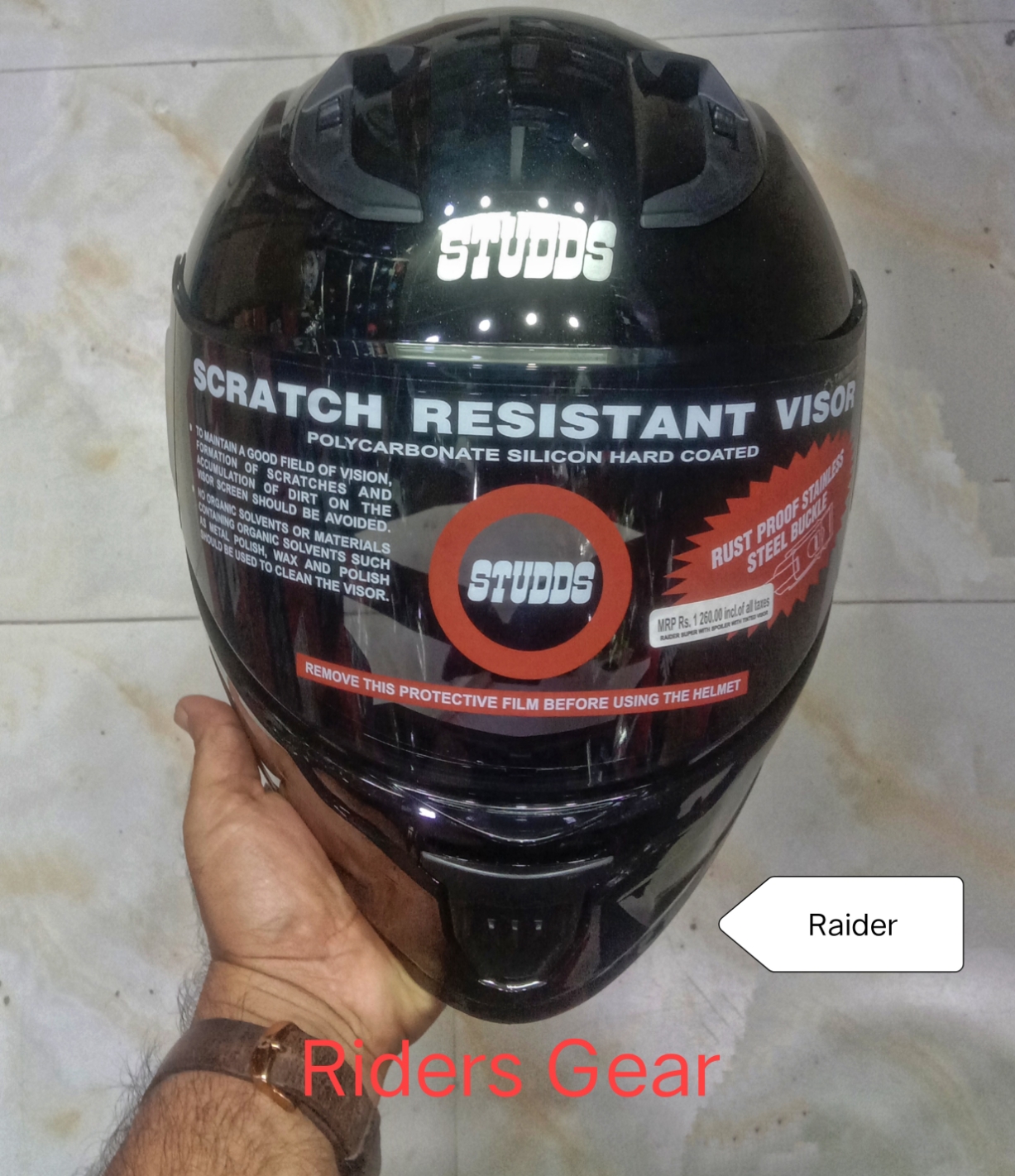 Studds Raider Fullface Glossy Black  Helmet For riding Bike.. 