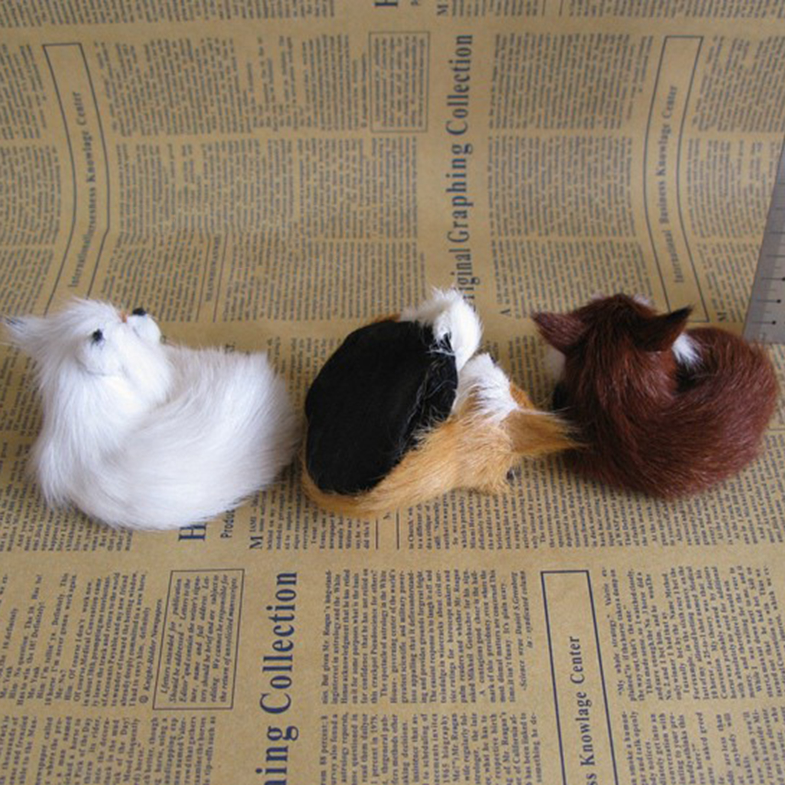 Plush Fox Model Easy Care Plastic Fleece Soft Simulation Brown Fox Toy. 