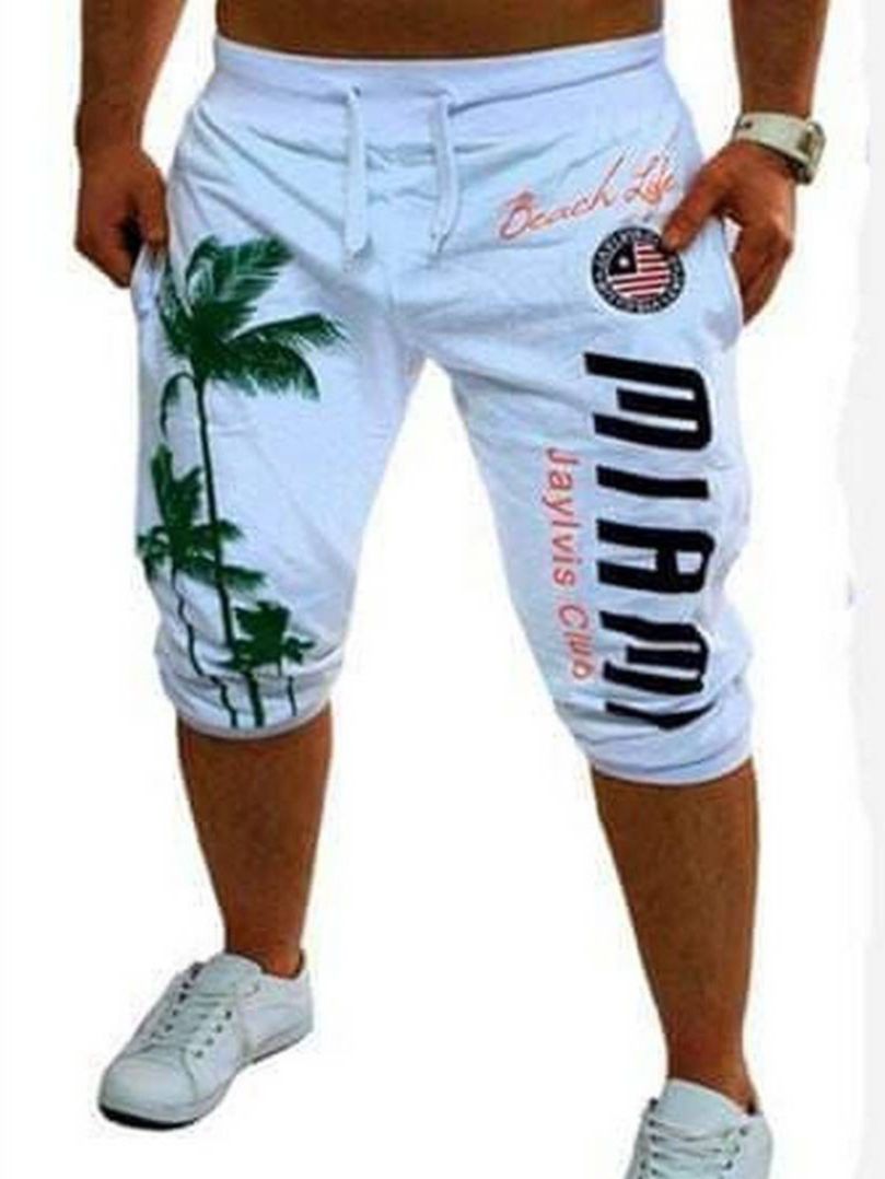 Stylish White Color Three Quarter Pant For Men'S - Short Pant For Men. 