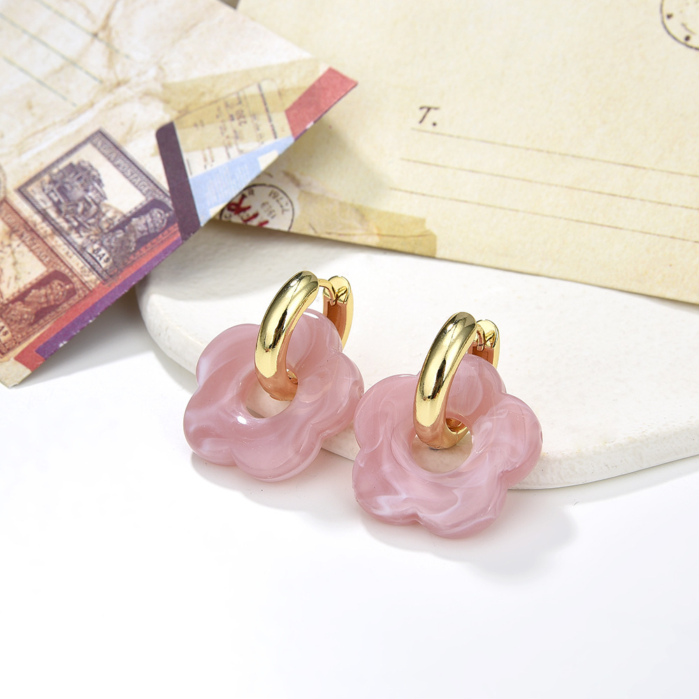 European and American fashion commuting resin rose flower copper earrings female ins style personality flower plain ring ears