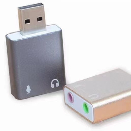 Aluminum alloy USB sound card stereo single earphone output single microphone input live broadcast helper. 