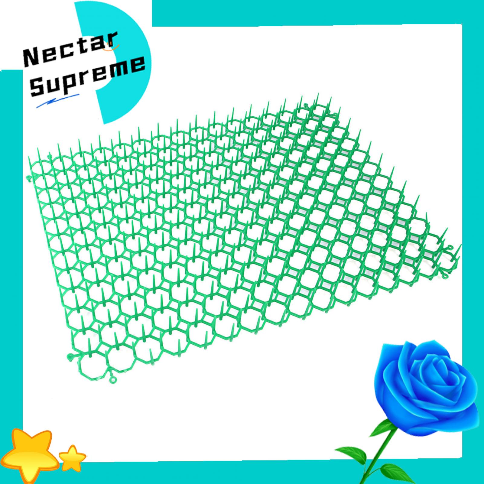 Plastic Pet Anti-cat Sting Mat Effective Cat Repellent Mat with Spikes Keep Cats Away from Yard Couches Countertops Pet-friendly Deterrent for Anti-cat Net. 