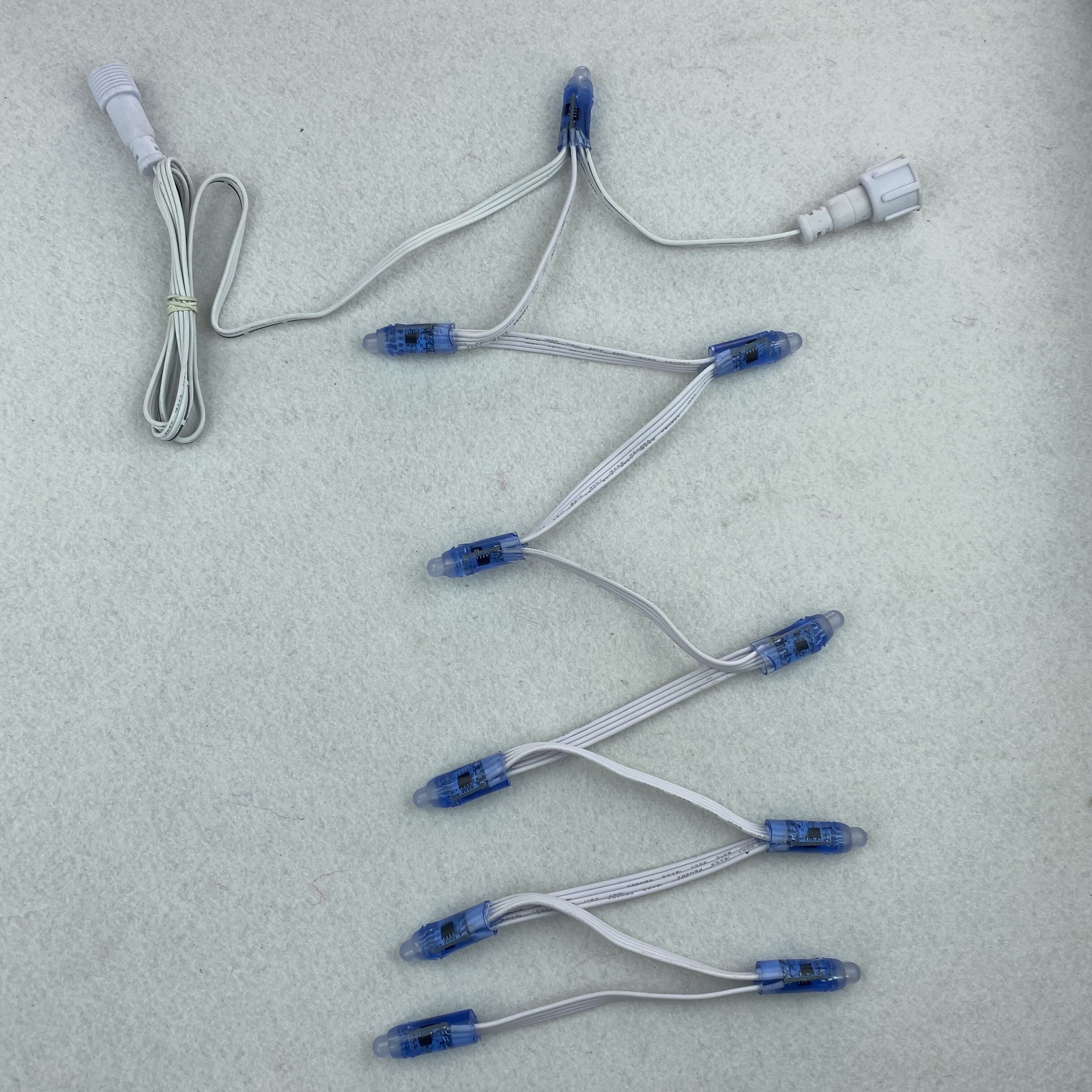 Peace Stake/10 pixels/set 12V WS2811 REGULATED pixels 18AWG Weisure time HITE wire,4’’(10cm) spacing,1-meter cable on XCONNECT pigtails. 