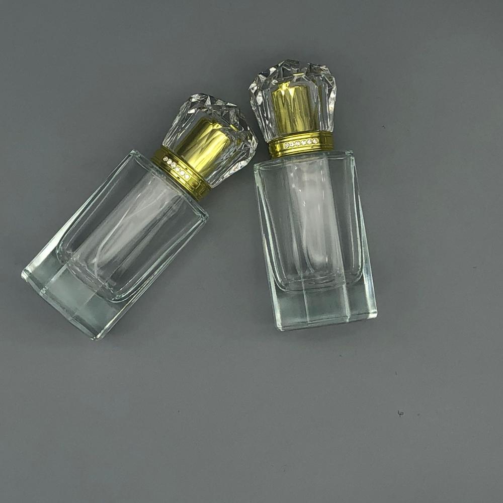 Irregular Irregular Polyhedron Split Bottle Good Quality Glass 50ml Spray Bottle Advanced Perfume Bottle for Travel Perfume. 
