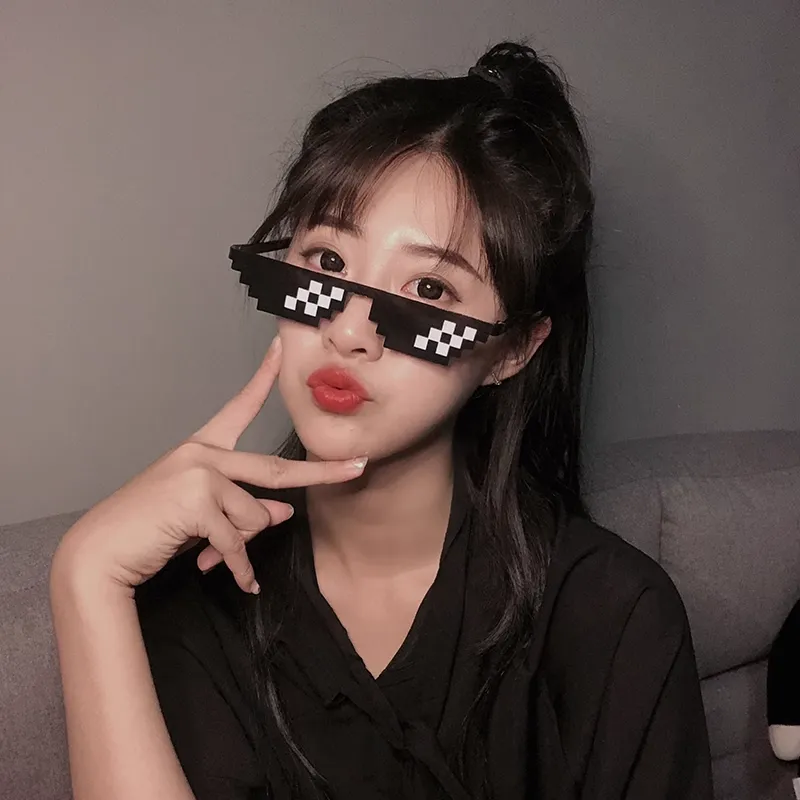【Nice Day Toy Findings Store】（NEW）Thug Glasses Funny Mosaic Glasses Red Pixel Photography Performance for Men and Sunshade Sunglasses Coding anime