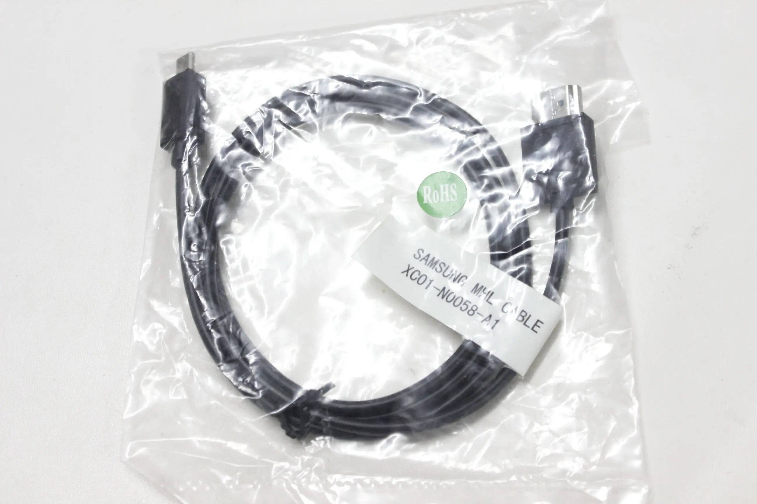 MHL 11-pin Micro USB to HDMI Cable for Samsung Galaxy S3 S4 S5, Note 2 3 4, Galaxy Tab 3, Tab S, Tab Pro. 