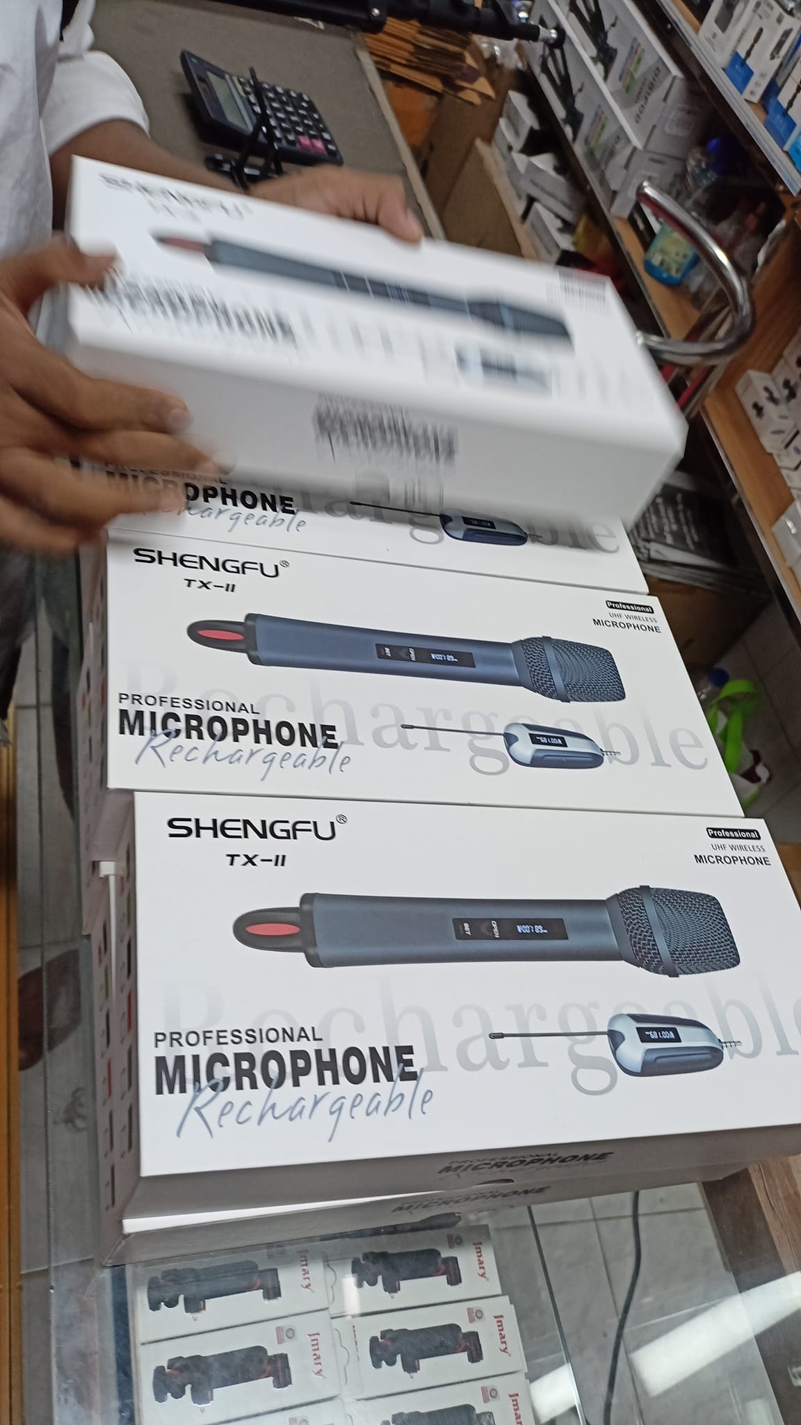 Shengfu TX-11 UHF Wireless Rechargeable Microphone. 