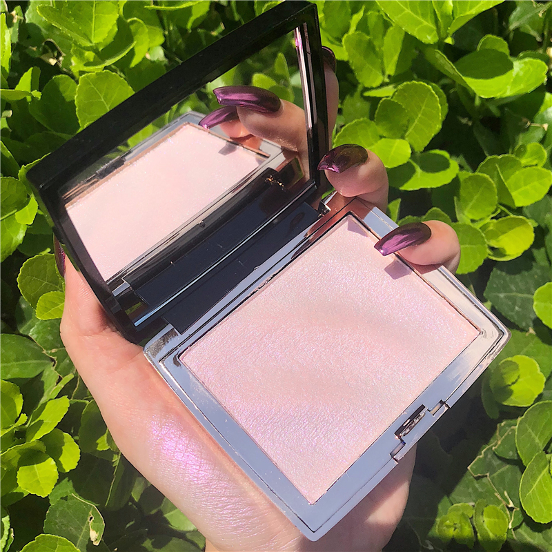 New HOJO Highlighter Makeup Shimmer Powder Highlighter Palette Base Illuminator Highlight Face Contour Golden Bronzer. 