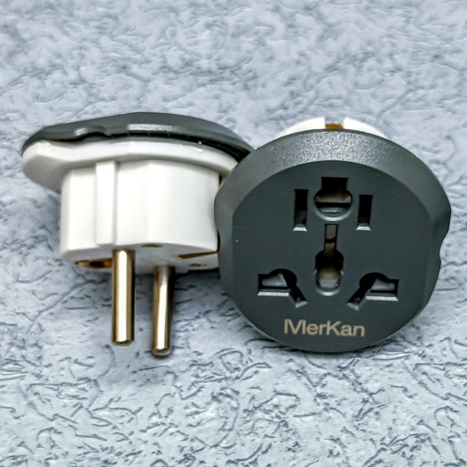 2Pin Round Type-C to Universal Multi-Functional 16A Travel Adapter Plug Type-A/B/C/D/I Pin Socket Converter - Compact Design for Worldwide Use Electrical Devices, Power Connection 2500W, Compatible with Various Devices, Ideal for Global Travelers. 