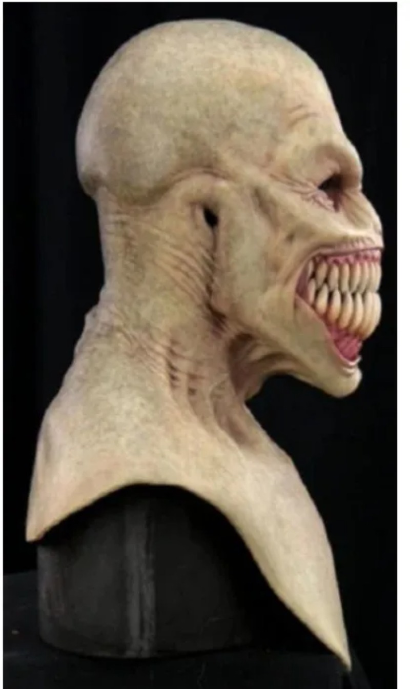 Horror Sharp Teeth Masks Big Mouth Teeth Chompers Cosplay Creepy Monster Latex Mask Halloween Monster Masque Scary Costume Props. 