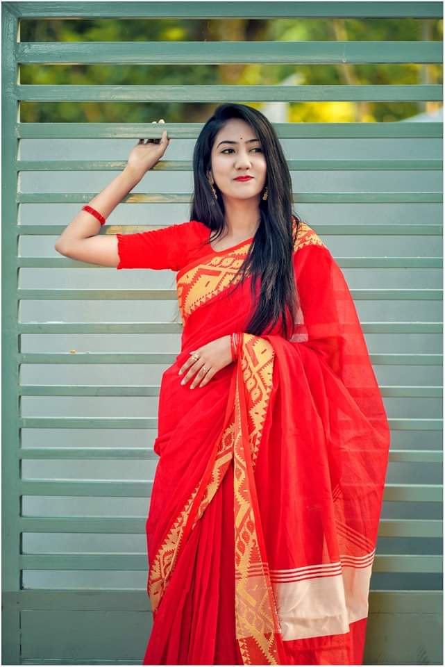 Exclusive Design Glorious Red Jamdani Pair Saree Without Blouse Piece - Easy to Use And Maintain - Party Sari By Tangail Saree's. 