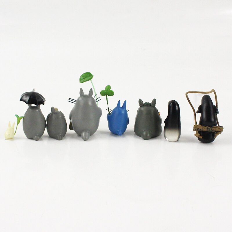【2023NEW】My Neighbor Totoro Figures Chibi Totoro with Leaf Umbrella Swing No Face Man Hayao Miyazaki Anime Toy Mini Model Toys. 